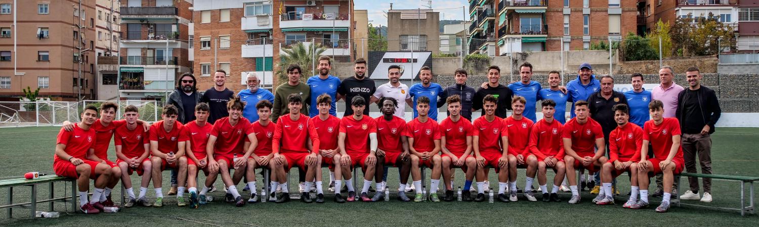 Exjugadors del CF Damm ajuden a la plantilla del Juvenil A a afrontar el seu futur professional