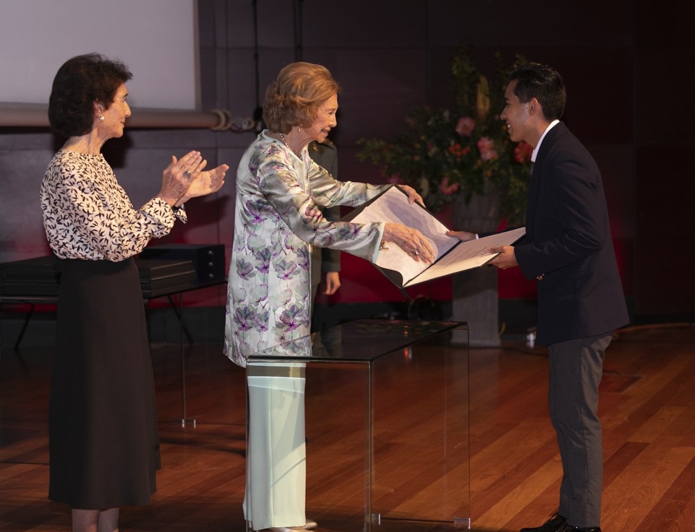 Nedley Antonio Robles, reconegut amb el diploma a l’Alumne Més Excel·lent de la Càtedra d’Oboè Fundació Damm