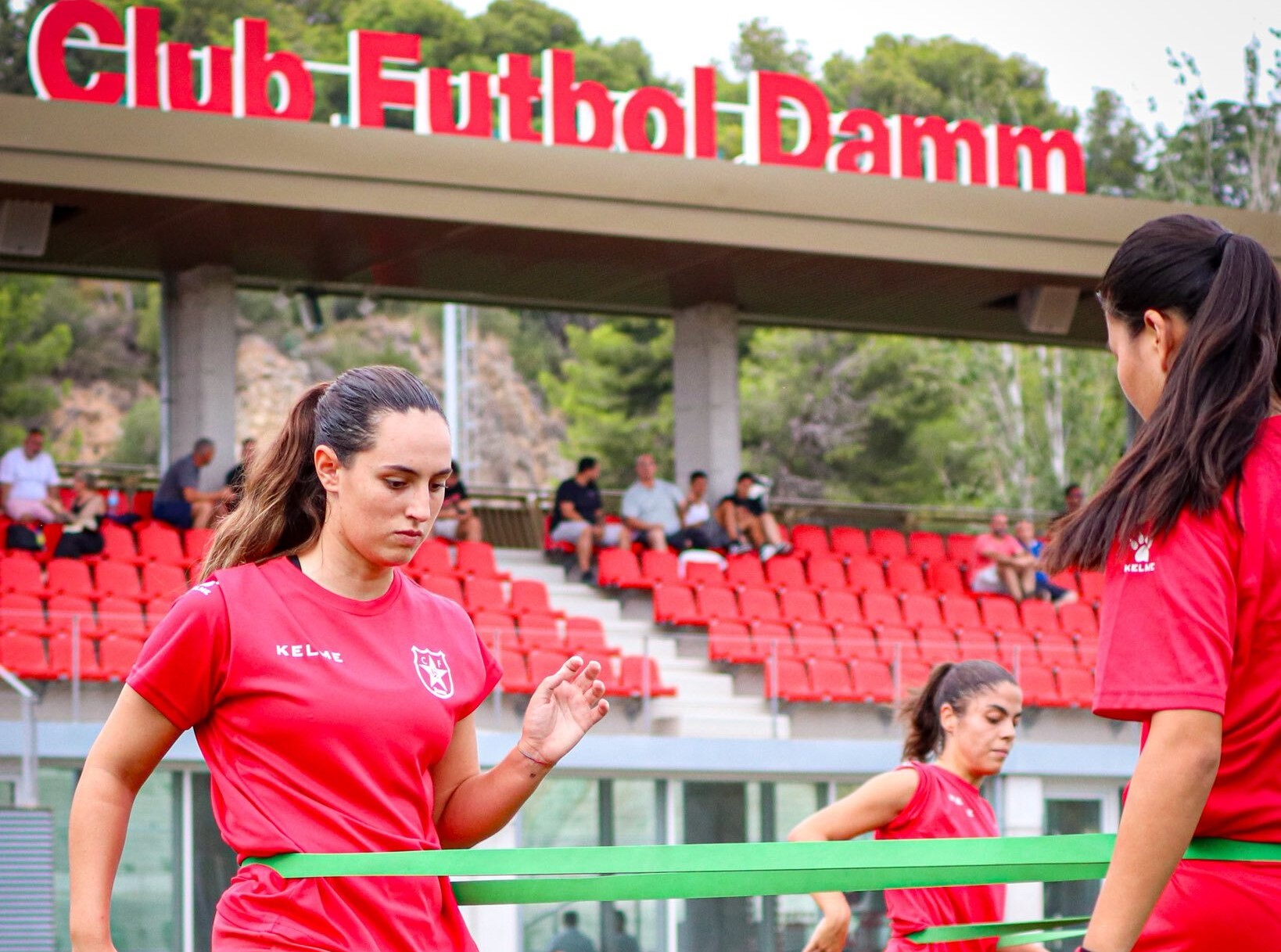 El Juvenil A femení del CF Damm inicia la pretemporada amb Oriol Nieto al capdavant