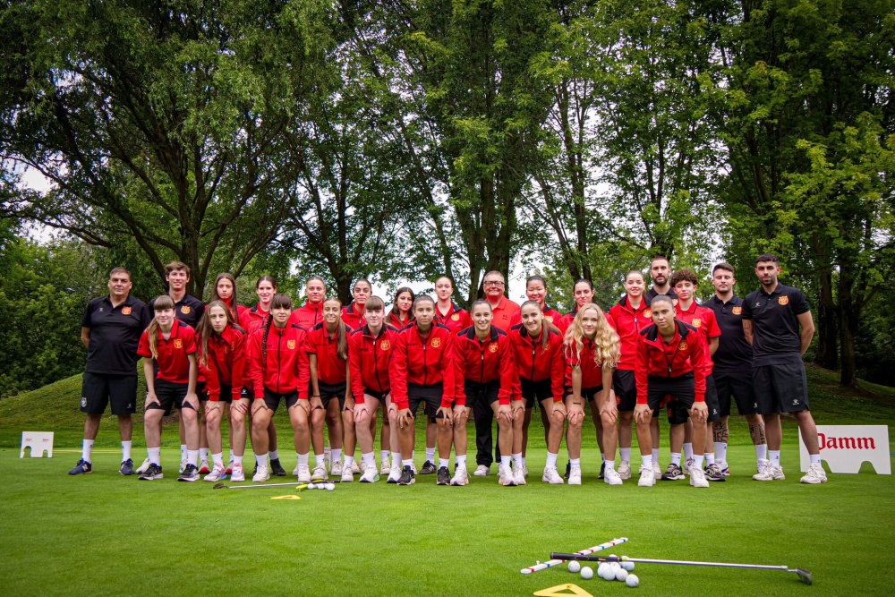 El Juvenil A femení del CF Damm completa el seu stage de preparació a Puigcerdà