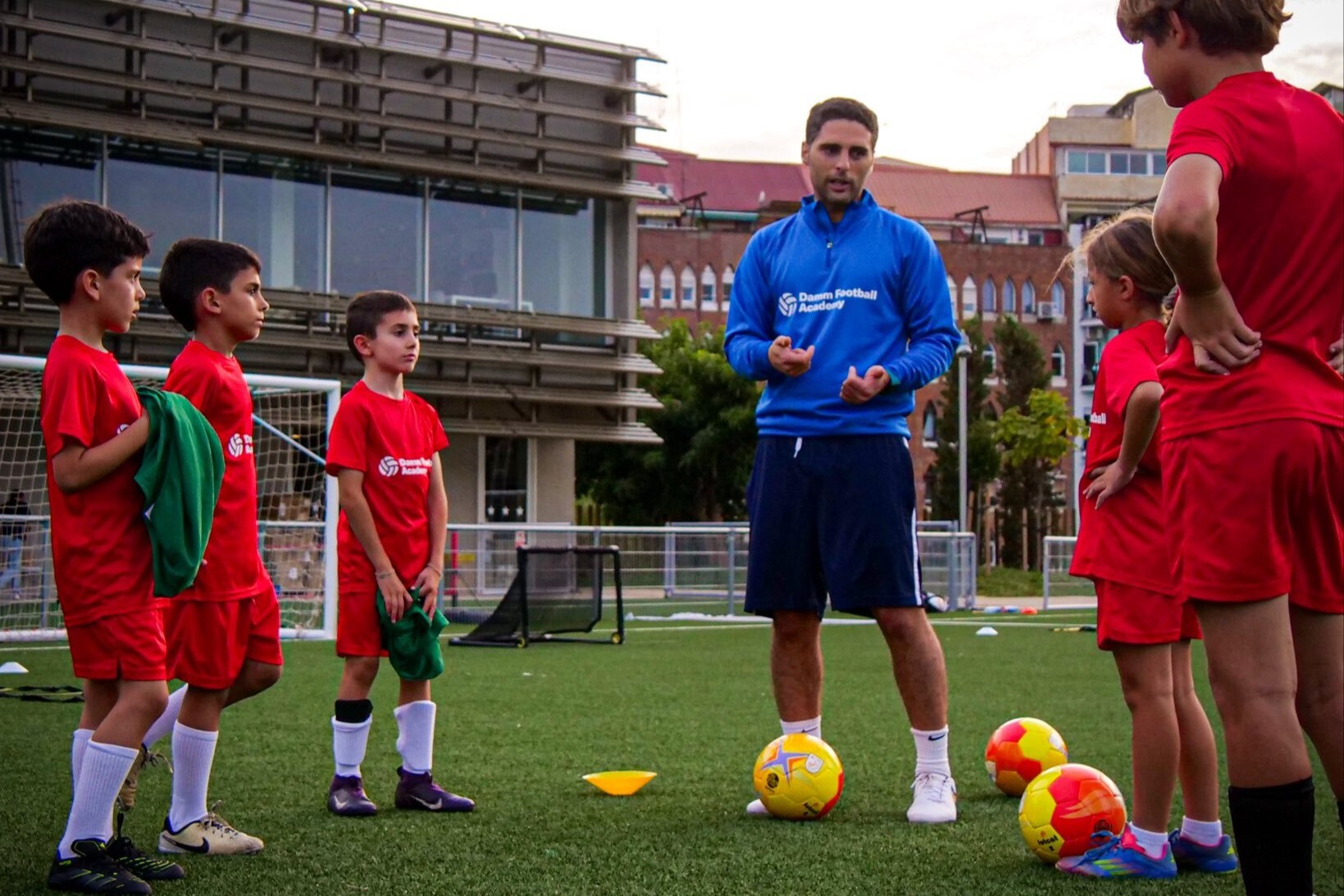 La Damm Football Academy inicia el seu programa de Tecnificació
