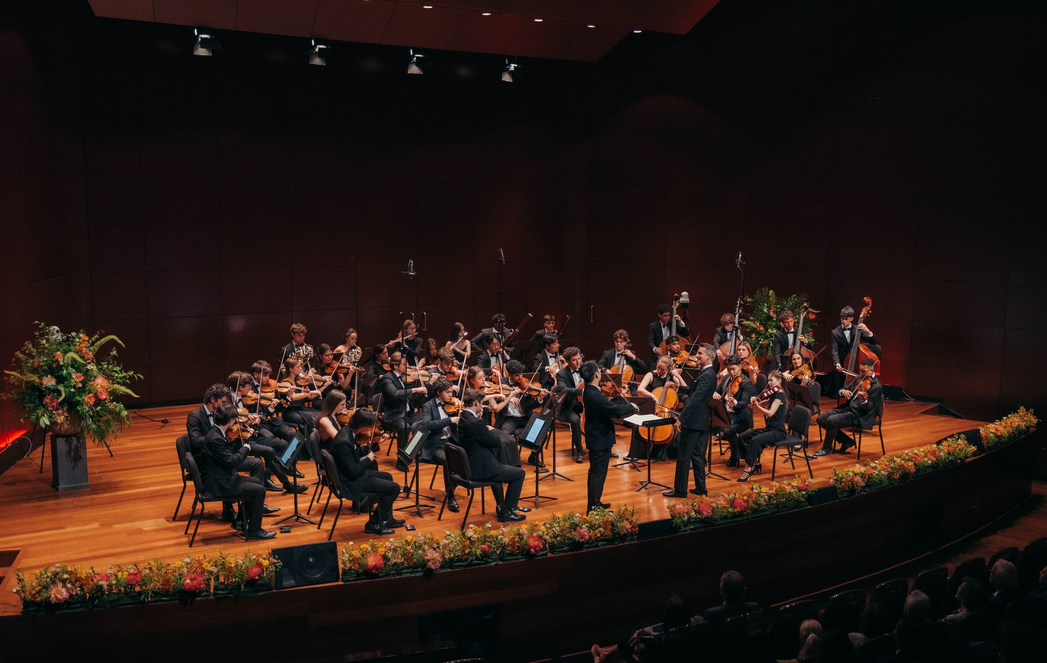 Manuela Candela rep el Diploma a Alumna Més Excel·lent de la Càtedra d’Oboe Fundació Damm