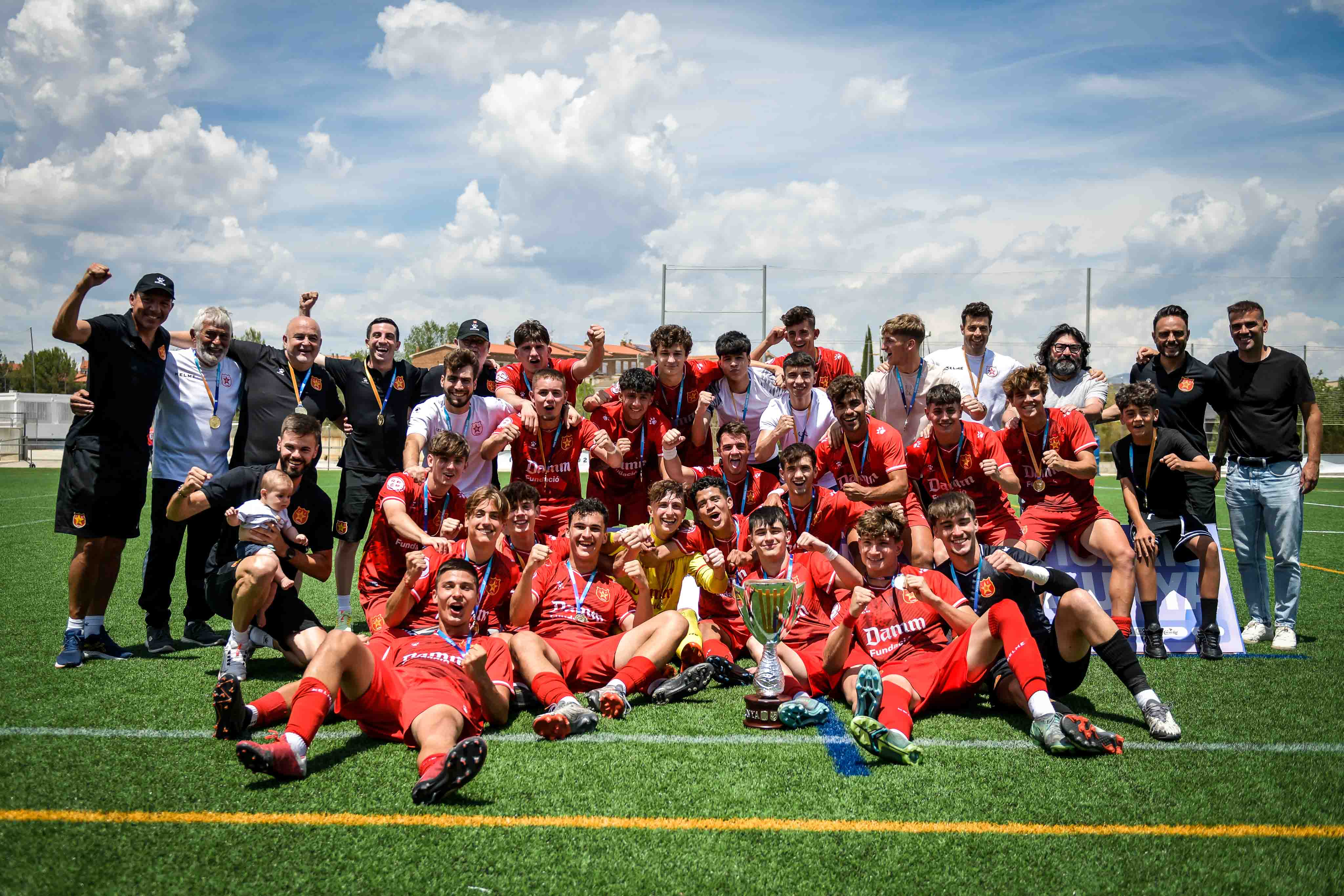 El Club de Futbol Damm guanya el Campionat de Catalunya